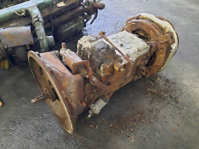 ZF S6-90+GV-90 - Boîte de vitesse pour Bus: photos 1 ZF S6-90+GV-90 - Boîte de vitesse pour Bus: photos 1