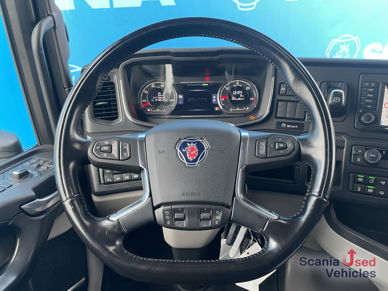 SCANIA R 410 A4x2NA RETARDER LED NAVI - Tracteur routier: photos 3 SCANIA R 410 A4x2NA RETARDER LED NAVI - Tracteur routier: photos 3