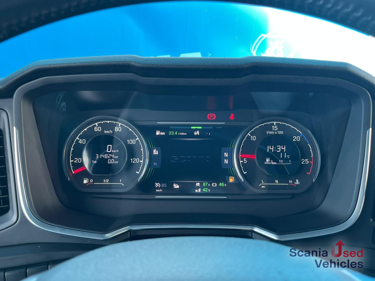 SCANIA R 410 A4x2NA RETARDER LED NAVI - Tracteur routier: photos 5 SCANIA R 410 A4x2NA RETARDER LED NAVI - Tracteur routier: photos 5