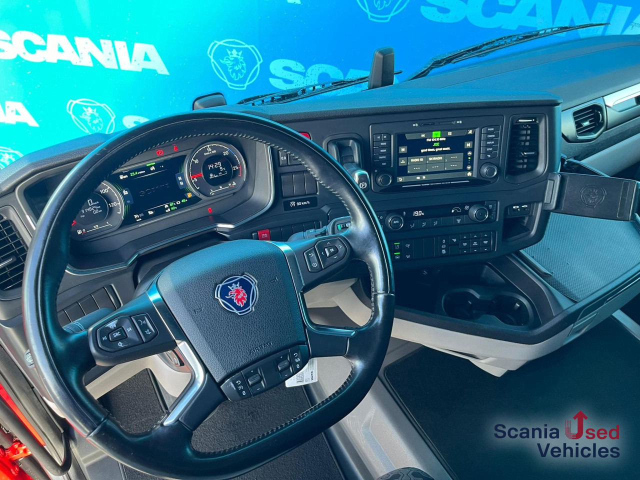 SCANIA R 410 A4x2NA RETARDER LED NAVI - Tracteur routier: photos 4 SCANIA R 410 A4x2NA RETARDER LED NAVI - Tracteur routier: photos 4