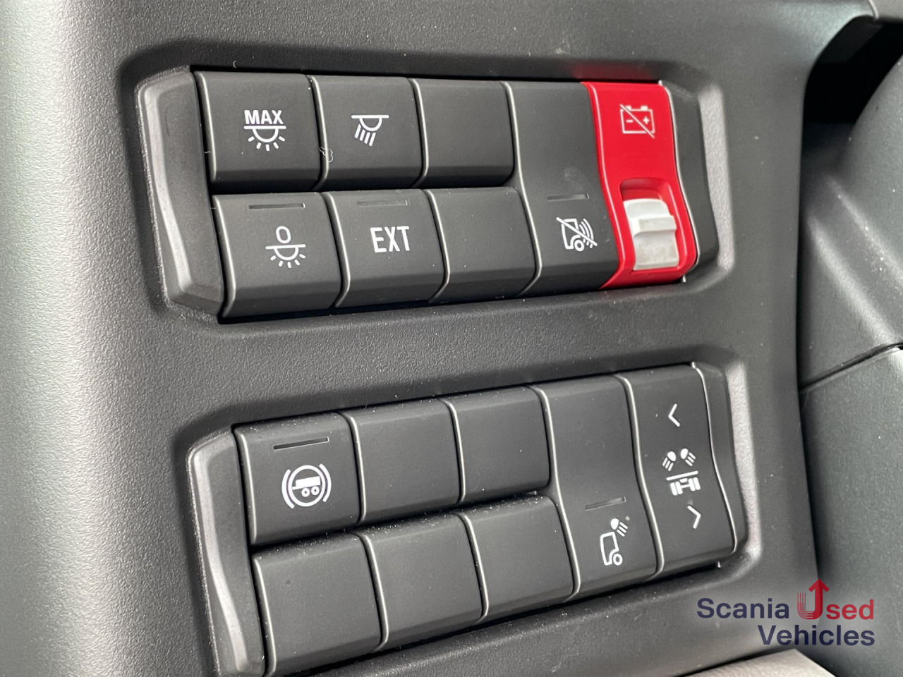 SCANIA R 460 A4x2EB MEGA RETARDER DIFF-L 48DKM SMART2 - Tracteur routier: photos 4 SCANIA R 460 A4x2EB MEGA RETARDER DIFF-L 48DKM SMART2 - Tracteur routier: photos 4