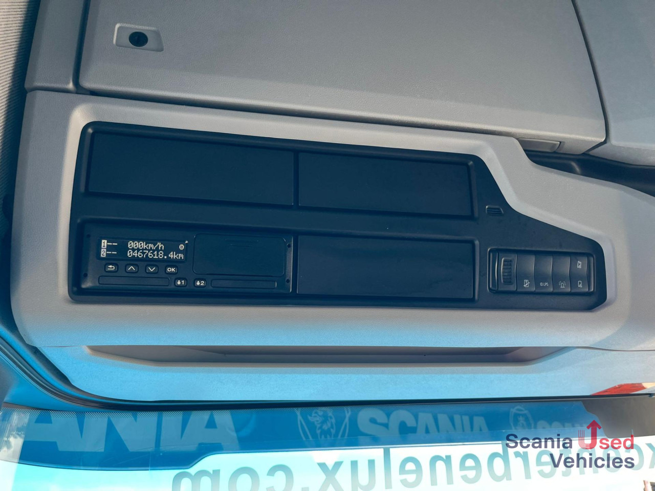 SCANIA R 500 A4x2NA RETARDER LED NAVI PTO - Tracteur routier: photos 5 SCANIA R 500 A4x2NA RETARDER LED NAVI PTO - Tracteur routier: photos 5