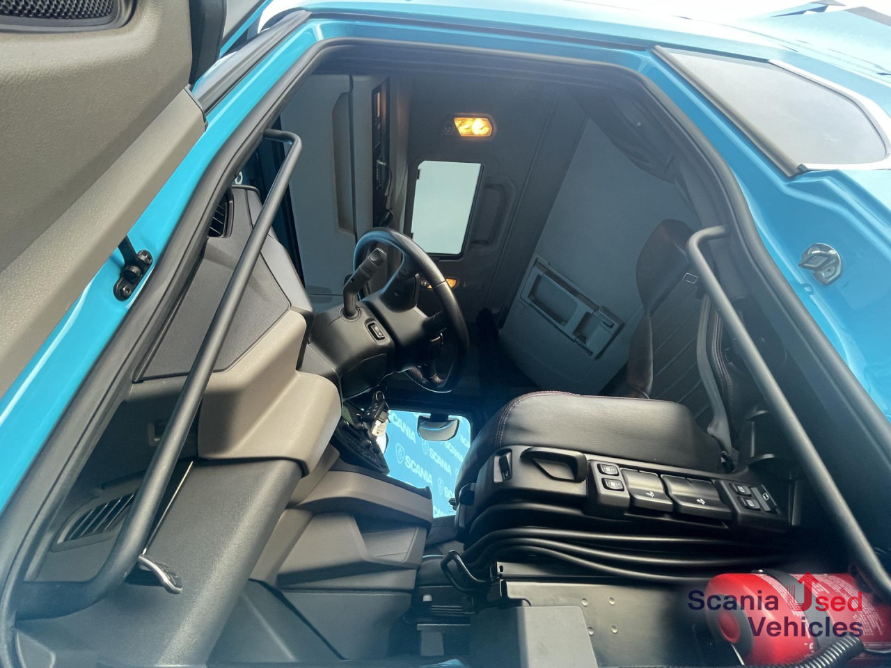 SCANIA S 660 A6x2/4NB V8 RETARDER FULL AIR 8T DIFF-L LED - Tracteur routier: photos 2 SCANIA S 660 A6x2/4NB V8 RETARDER FULL AIR 8T DIFF-L LED - Tracteur routier: photos 2