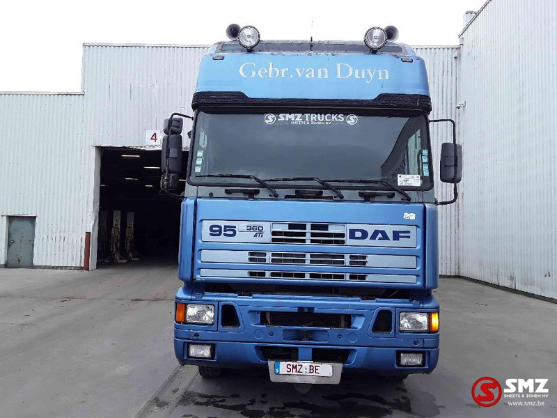 DAF 95 360 ATI SuperSpacecab NL truck - Camion frigorifique: photos 2 DAF 95 360 ATI SuperSpacecab NL truck - Camion frigorifique: photos 2