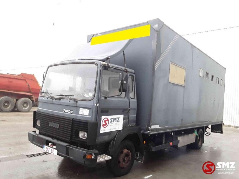 Iveco Magirus 80 16 horse truck - Camion bétaillère: photos 3 Iveco Magirus 80 16 horse truck - Camion bétaillère: photos 3
