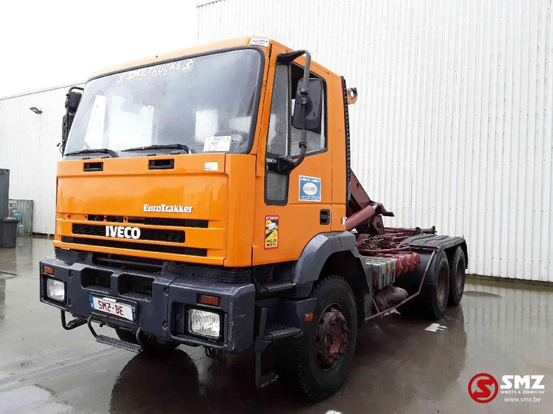 Iveco Trakker 260 E 34 6x4 francais - Camion porte-conteneur/ Caisse mobile: photos 3 Iveco Trakker 260 E 34 6x4 francais - Camion porte-conteneur/ Caisse mobile: photos 3