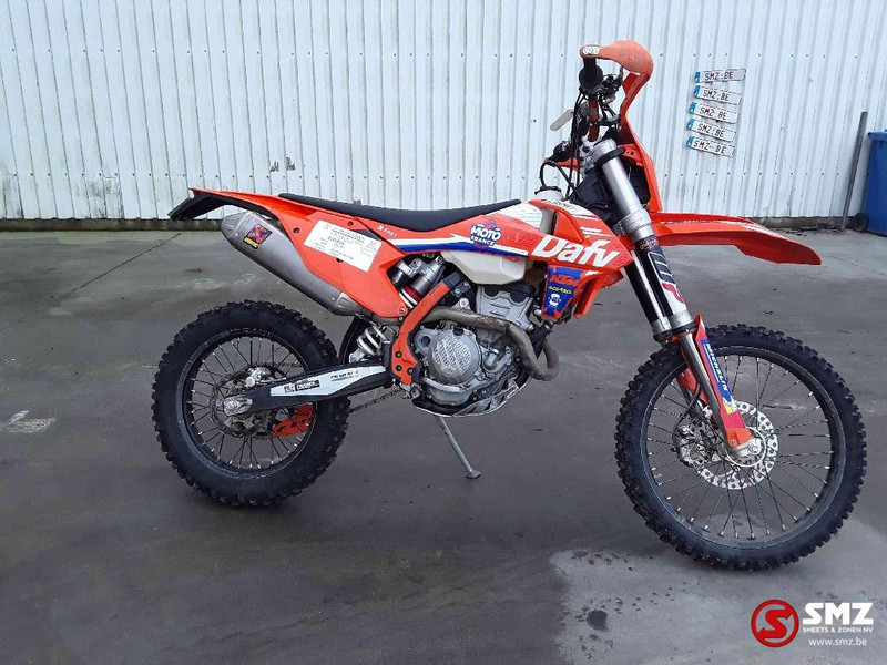 KTM KTM 250 - Motocyclette: photos 4 KTM KTM 250 - Motocyclette: photos 4