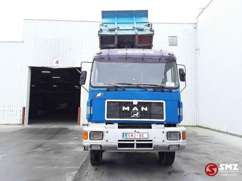 MAN 26.422 25-422 manual pump - Camion benne: photos 2 MAN 26.422 25-422 manual pump - Camion benne: photos 2
