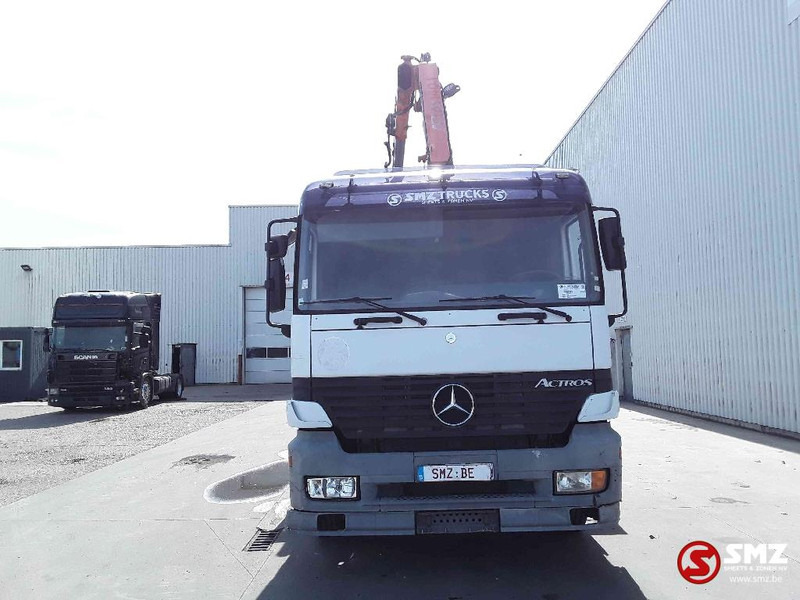 Mercedes-Benz Actros 1831 Atlas Ak140.1A4+remote lames steel 165000km - Camion plateau, Camion grue: photos 2 Mercedes-Benz Actros 1831 Atlas Ak140.1A4+remote lames steel 165000km - Camion plateau, Camion grue: photos 2