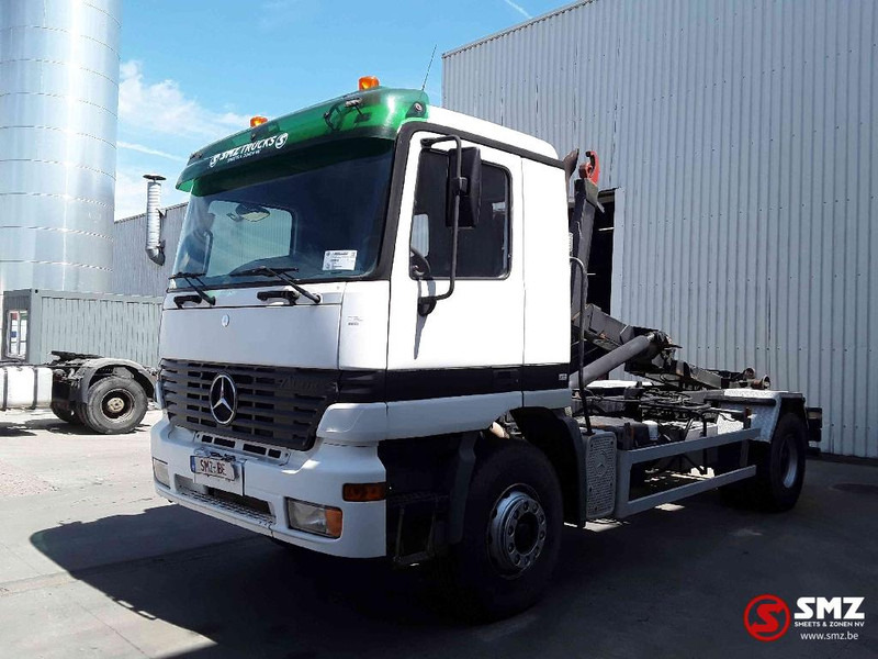Mercedes-Benz Actros 1831 manual lames airco - Camion porte-conteneur/ Caisse mobile: photos 3 Mercedes-Benz Actros 1831 manual lames airco - Camion porte-conteneur/ Caisse mobile: photos 3