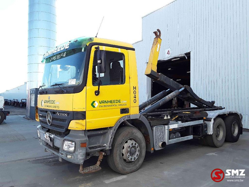 Mercedes-Benz Actros 2636 6x4 steel lames 3x - Camion porte-conteneur/ Caisse mobile: photos 3 Mercedes-Benz Actros 2636 6x4 steel lames 3x - Camion porte-conteneur/ Caisse mobile: photos 3