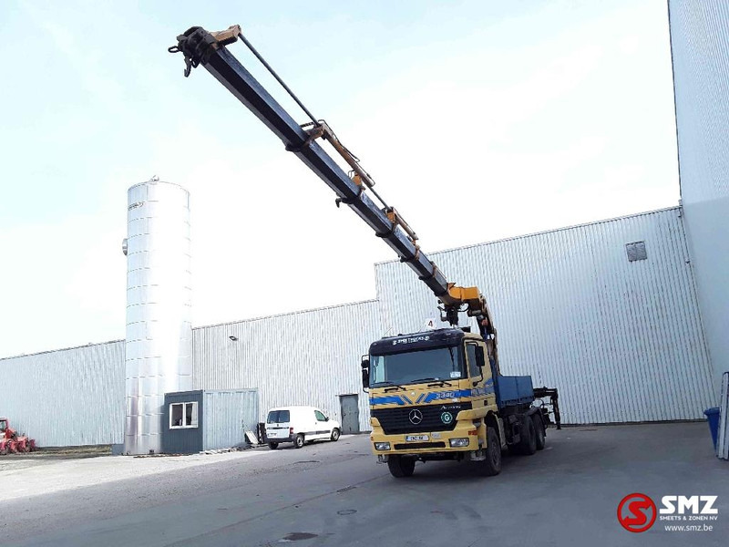 Mercedes-Benz Actros 3340 6x6 Effer 680 6s ext/remote 338'km - Camion plateau, Camion grue: photos 3 Mercedes-Benz Actros 3340 6x6 Effer 680 6s ext/remote 338'km - Camion plateau, Camion grue: photos 3