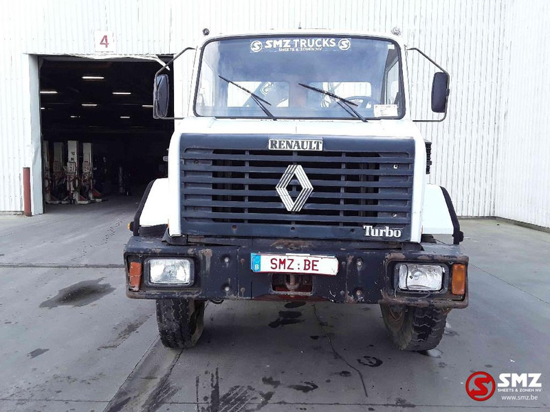 Renault C 210 - Camion benne, Camion grue: photos 2 Renault C 210 - Camion benne, Camion grue: photos 2