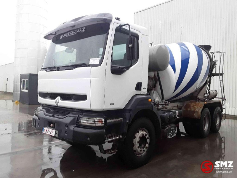 Renault Kerax 300 manual pump - Camion malaxeur: photos 3 Renault Kerax 300 manual pump - Camion malaxeur: photos 3
