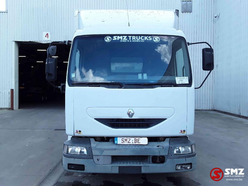 Renault Midlum 220 - Camion fourgon: photos 2 Renault Midlum 220 - Camion fourgon: photos 2