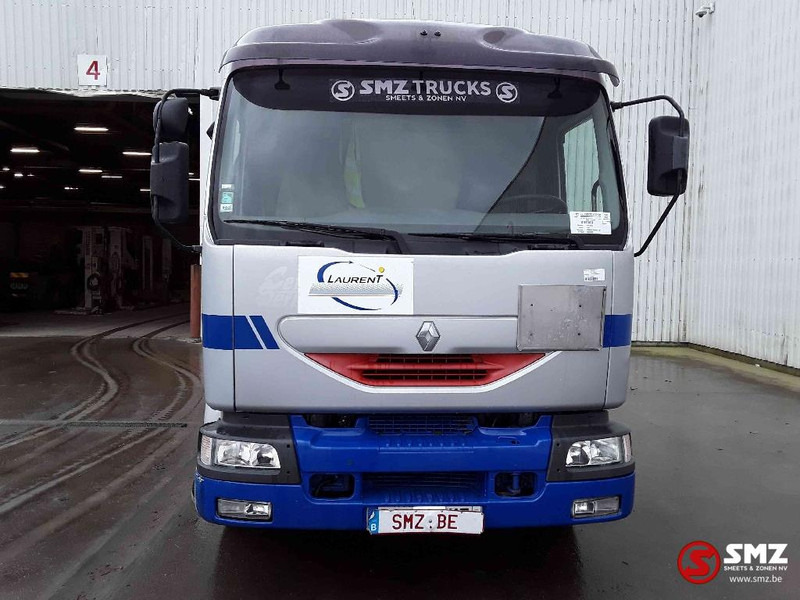 Renault Midlum 270 11000 L - Camion citerne: photos 2 Renault Midlum 270 11000 L - Camion citerne: photos 2
