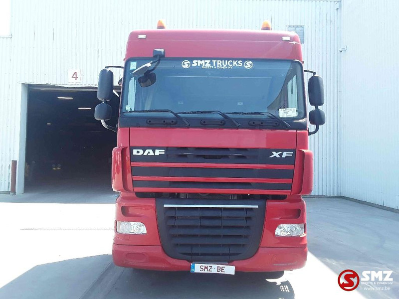 DAF 105 XF 410 Spacecab 1 hand B truck - Tracteur routier: photos 2 DAF 105 XF 410 Spacecab 1 hand B truck - Tracteur routier: photos 2