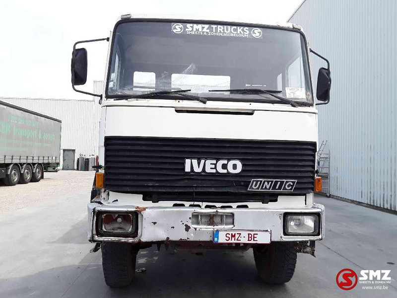 Iveco Magirus 190.32 4x4 tractor- box - Tracteur routier: photos 2 Iveco Magirus 190.32 4x4 tractor- box - Tracteur routier: photos 2