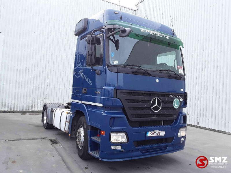 Mercedes-Benz Actros 1844 3 pedals retarder - Tracteur routier: photos 1 Mercedes-Benz Actros 1844 3 pedals retarder - Tracteur routier: photos 1