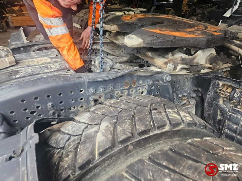 Tracteur routier Mercedes-Benz Arocs 2048 ACCIDENT retarder mirrorcam: photos 7 Tracteur routier Mercedes-Benz Arocs 2048 ACCIDENT retarder mirrorcam: photos 7