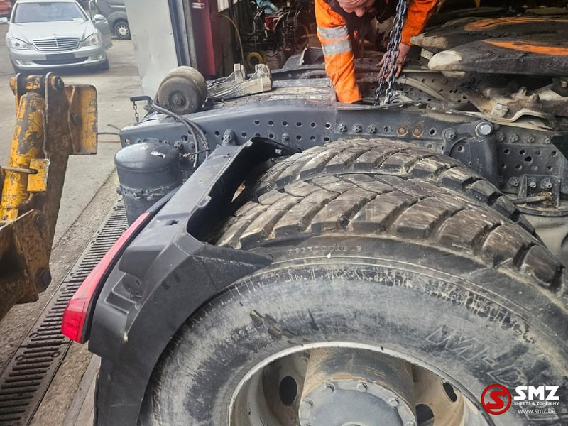 Tracteur routier Mercedes-Benz Arocs 2048 ACCIDENT retarder mirrorcam: photos 10 Tracteur routier Mercedes-Benz Arocs 2048 ACCIDENT retarder mirrorcam: photos 10