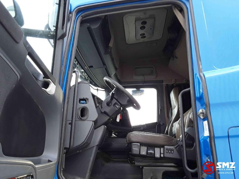 Photo d'intérieur 2: Tracteur routier Scania R 500 Highline-retarderFul