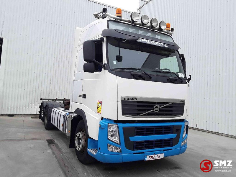 Volvo FH 420 6x2 - Camion porte-conteneur/ Caisse mobile: photos 1 Volvo FH 420 6x2 - Camion porte-conteneur/ Caisse mobile: photos 1