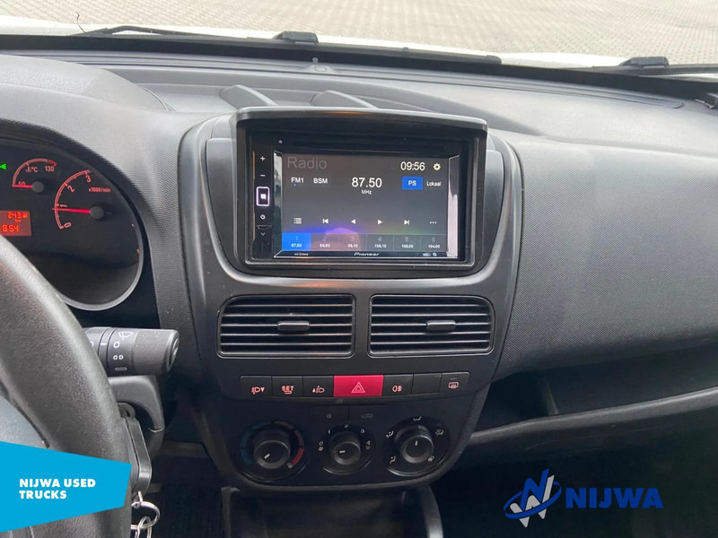 Fourgonnette Opel Combo EXPORT ONLY + Trekhaak: photos 8