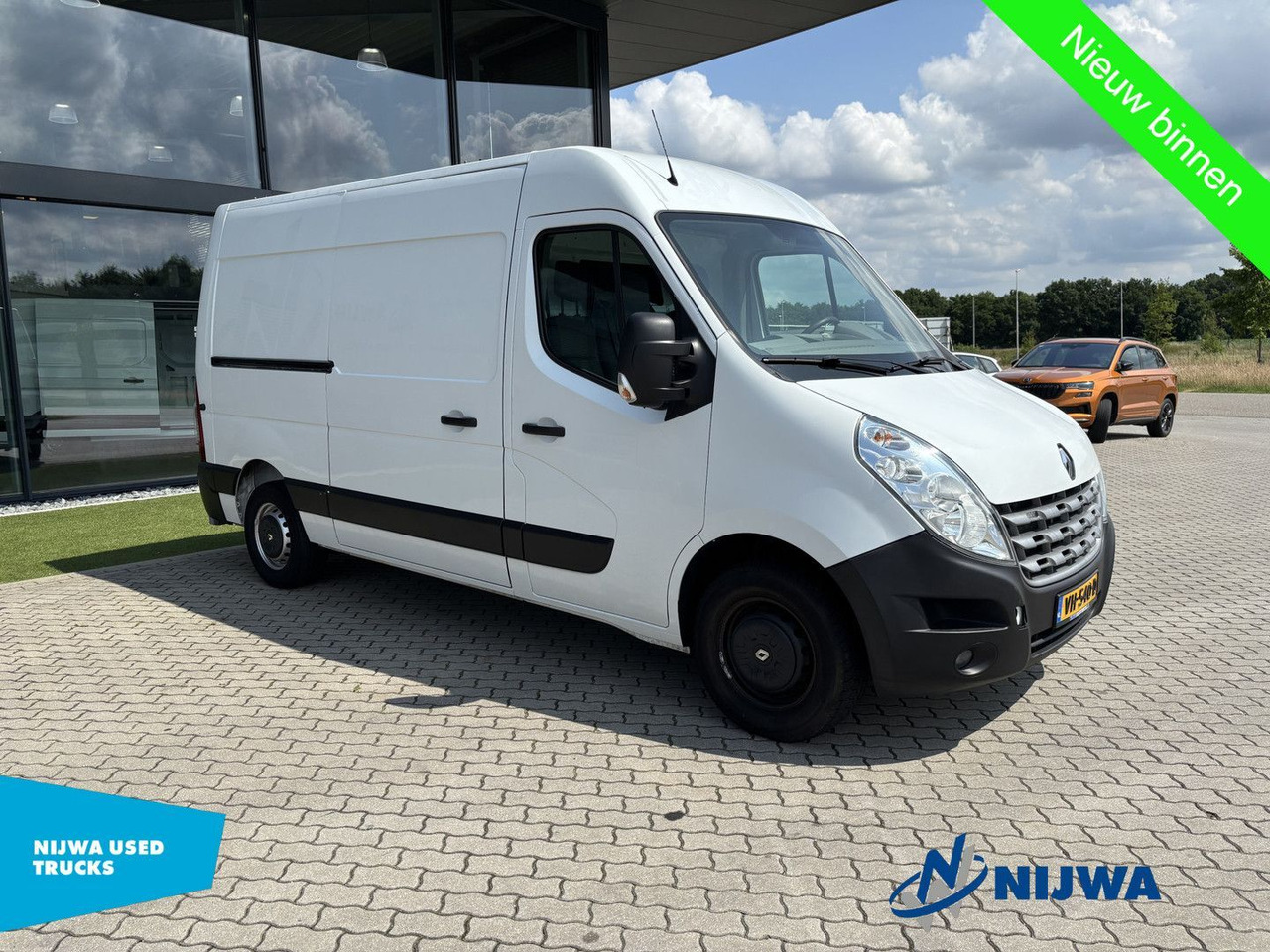 Renault Master T35 125 L2H2 Opstap + Airco Kasten - Fourgon utilitaire: photos 2 Renault Master T35 125 L2H2 Opstap + Airco Kasten - Fourgon utilitaire: photos 2