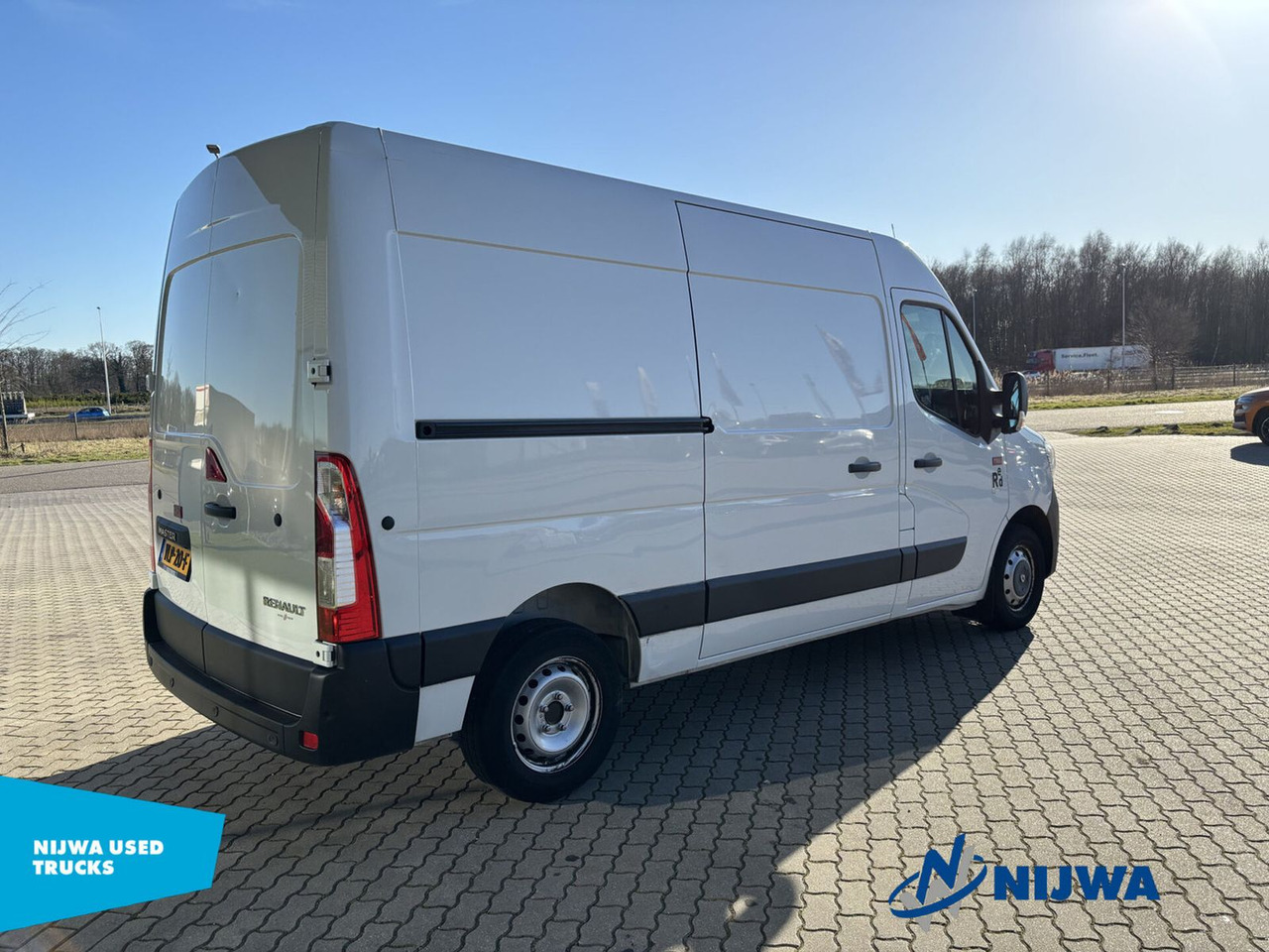 Renault Master T35 150 L3H2 Navigatie + Dubbele schuifde - Fourgon utilitaire: photos 3 Renault Master T35 150 L3H2 Navigatie + Dubbele schuifde - Fourgon utilitaire: photos 3