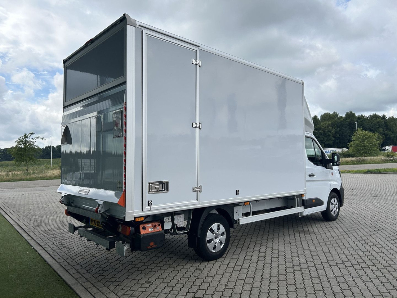 Renault Master T35 150 Laadklep + Achteruitrijcamera - Fourgon utilitaire: photos 3 Renault Master T35 150 Laadklep + Achteruitrijcamera - Fourgon utilitaire: photos 3