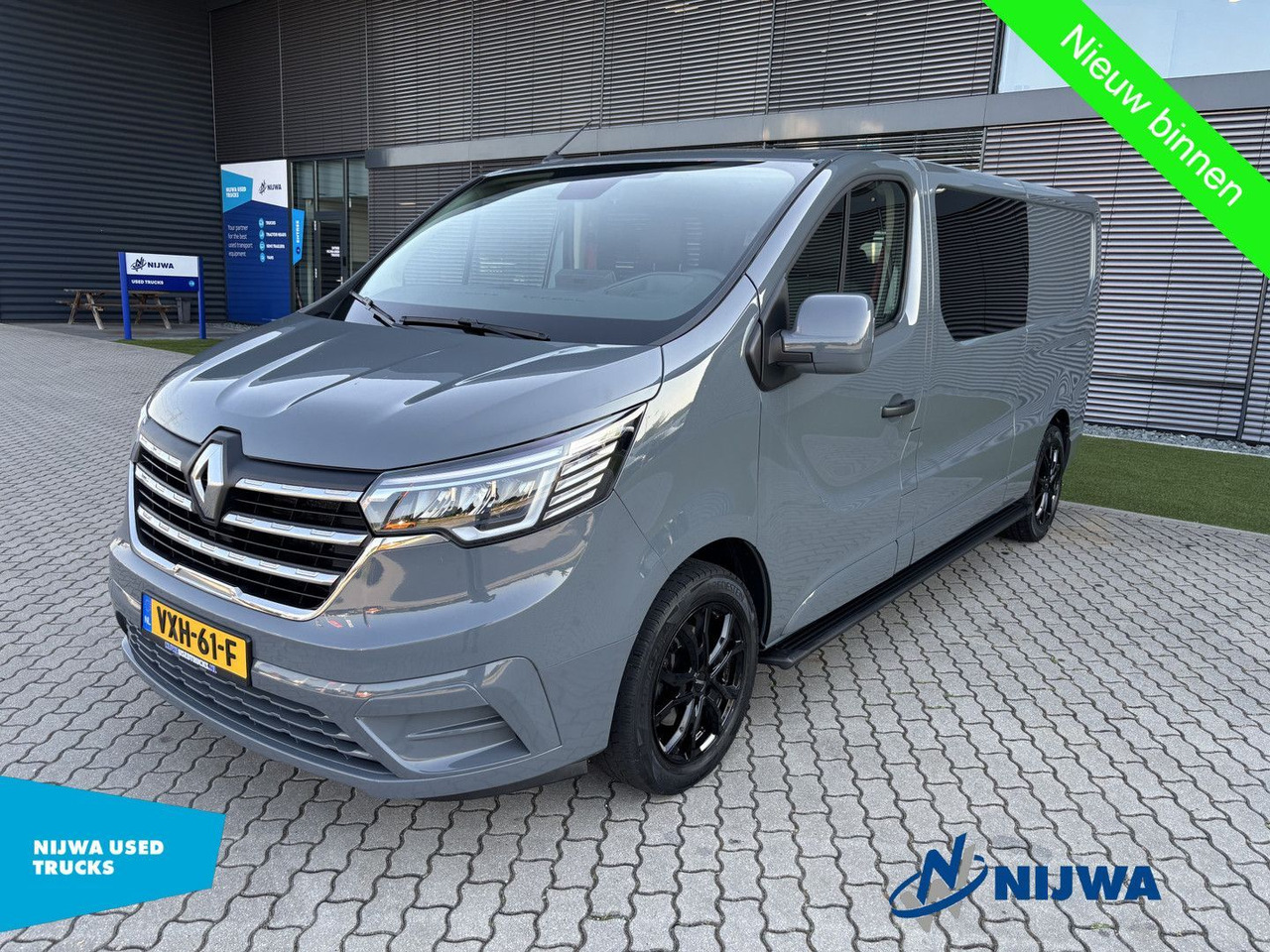 Renault Trafic 150 T30 L2H1 Trekhaak + Dubbele cabine - Fourgonnette, Utilitaire double cabine: photos 1 Renault Trafic 150 T30 L2H1 Trekhaak + Dubbele cabine - Fourgonnette, Utilitaire double cabine: photos 1