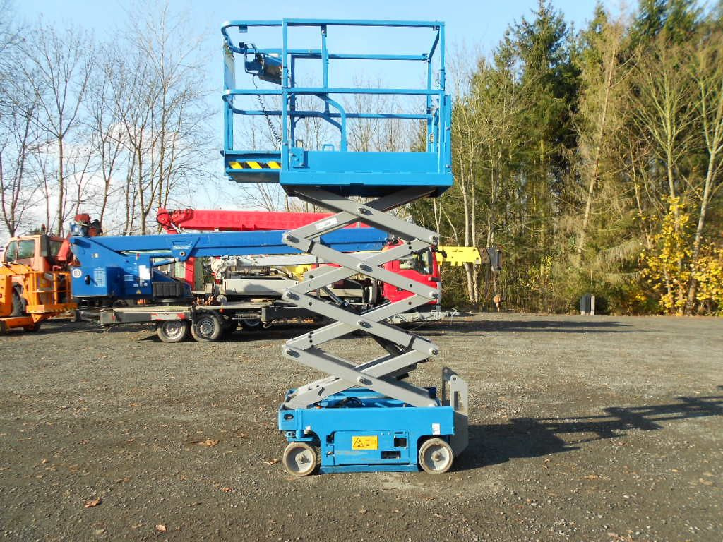 Genie GS 1330, Scherenarbeitsbühne Genie 5,9 m - Nacelle ciseaux: photos 4 Genie GS 1330, Scherenarbeitsbühne Genie 5,9 m - Nacelle ciseaux: photos 4
