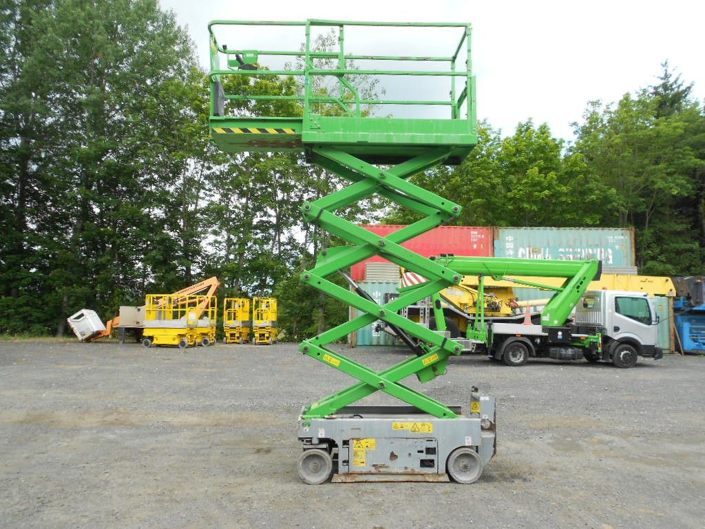 Genie GS 1932, Scherenarbeitsbühne Genie 8 m - Camion avec nacelle: photos 5 Genie GS 1932, Scherenarbeitsbühne Genie 8 m - Camion avec nacelle: photos 5