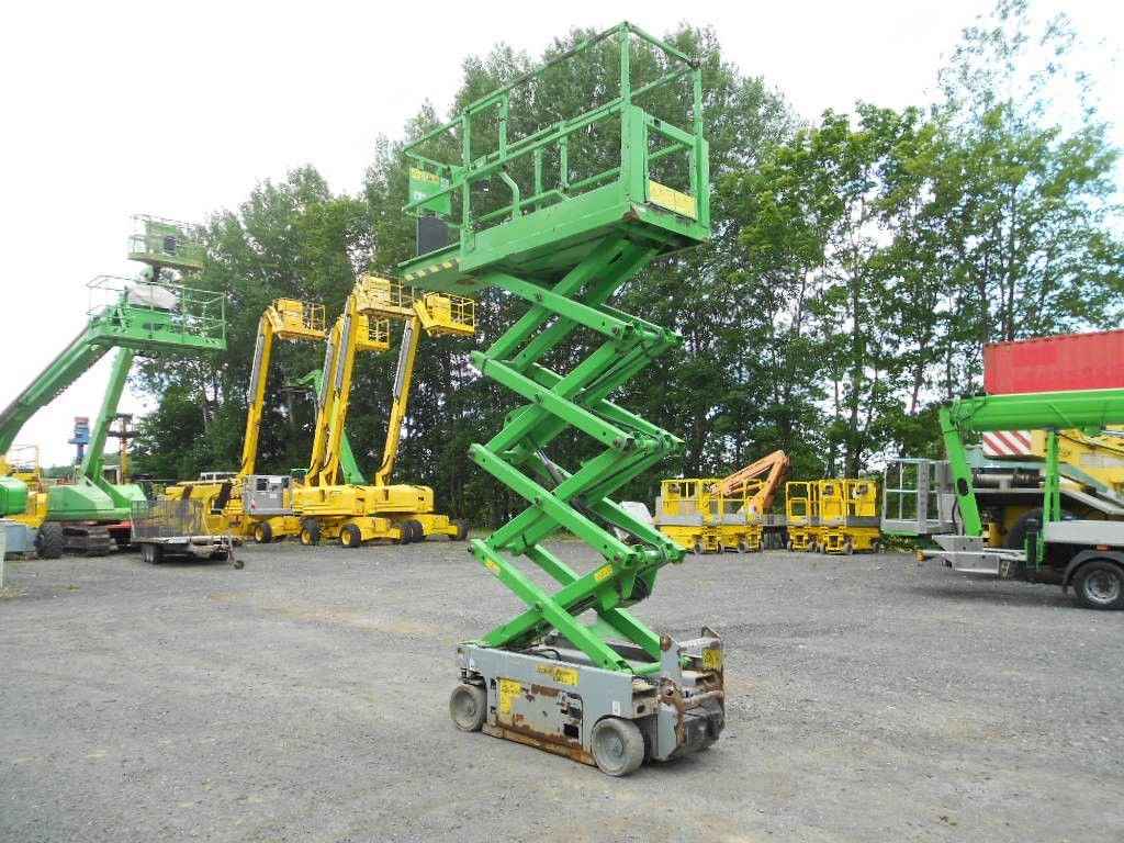 Genie GS 1932, Scherenarbeitsbühne Genie 8 m - Camion avec nacelle: photos 4 Genie GS 1932, Scherenarbeitsbühne Genie 8 m - Camion avec nacelle: photos 4