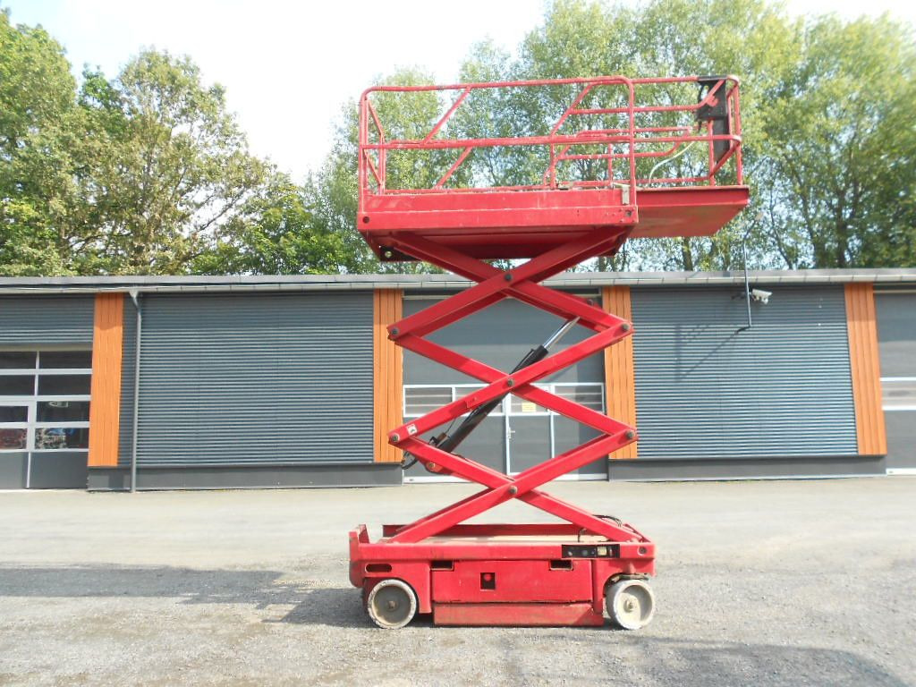 Haulotte Haulotte Compact 8W, AH 8 m - Nacelle ciseaux: photos 1 Haulotte Haulotte Compact 8W, AH 8 m - Nacelle ciseaux: photos 1