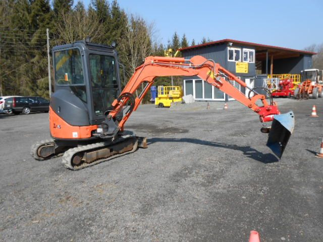 Hitachi ZX22U-2CLR , Powertilt - Mini pelle: photos 3 Hitachi ZX22U-2CLR , Powertilt - Mini pelle: photos 3