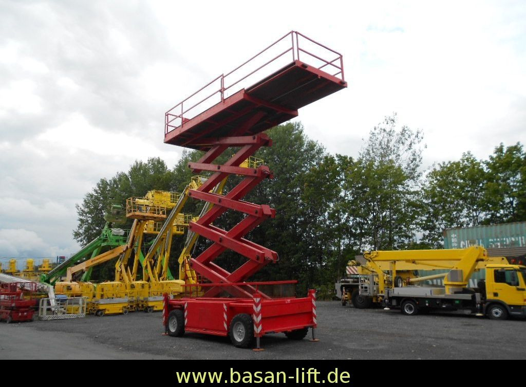Scherenarbeitsbühne Liftlux SL205-25D4WD, AH 22 Scherenarbeitsbühne Liftlux SL205-25D4WD, AH 22 - Nacelle ciseaux: photos 4 Scherenarbeitsbühne Liftlux SL205-25D4WD, AH 22 Scherenarbeitsbühne Liftlux SL205-25D4WD, AH 22 - Nacelle ciseaux: photos 4