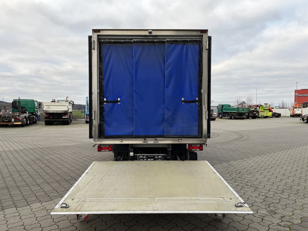 Iveco 70C18 Daily Tiefkühlkoffer mit Ladebordwand - Véhicule utilitaire frigorifique: photos 4 Iveco 70C18 Daily Tiefkühlkoffer mit Ladebordwand - Véhicule utilitaire frigorifique: photos 4
