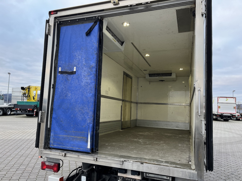 Iveco 70C18 Daily Tiefkühlkoffer mit Ladebordwand - Véhicule utilitaire frigorifique: photos 5 Iveco 70C18 Daily Tiefkühlkoffer mit Ladebordwand - Véhicule utilitaire frigorifique: photos 5