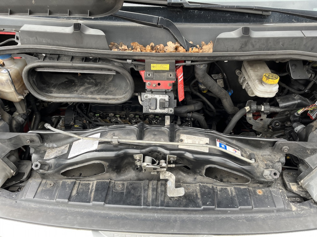 Peugeot Boxer Verkaufsfahrzeug Foodtruck Motorschaden - Fourgon utilitaire: photos 5 Peugeot Boxer Verkaufsfahrzeug Foodtruck Motorschaden - Fourgon utilitaire: photos 5