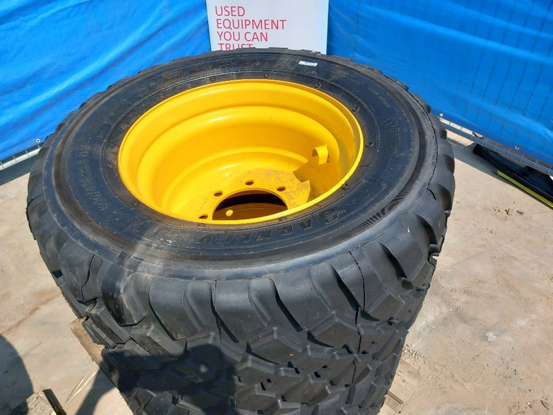 Barkley 500/45R22.5 - Pneus et jantes pour Matériel de manutention: photos 2 Barkley 500/45R22.5 - Pneus et jantes pour Matériel de manutention: photos 2