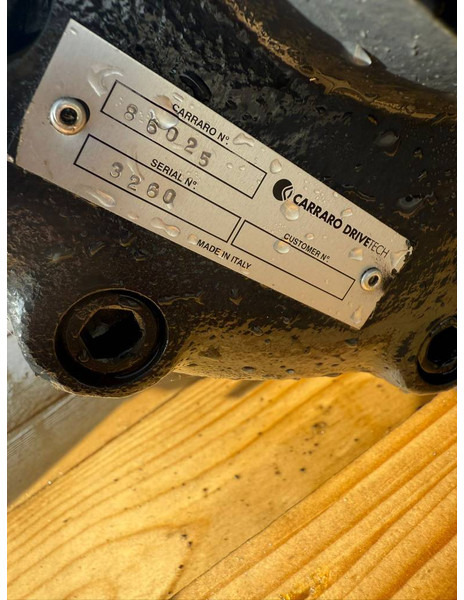 Komatsu PW140-7 REAR AXLE ASSEMBLY 20E-22-32000 - Essieu et pièces pour Engins de chantier: photos 2 Komatsu PW140-7 REAR AXLE ASSEMBLY 20E-22-32000 - Essieu et pièces pour Engins de chantier: photos 2