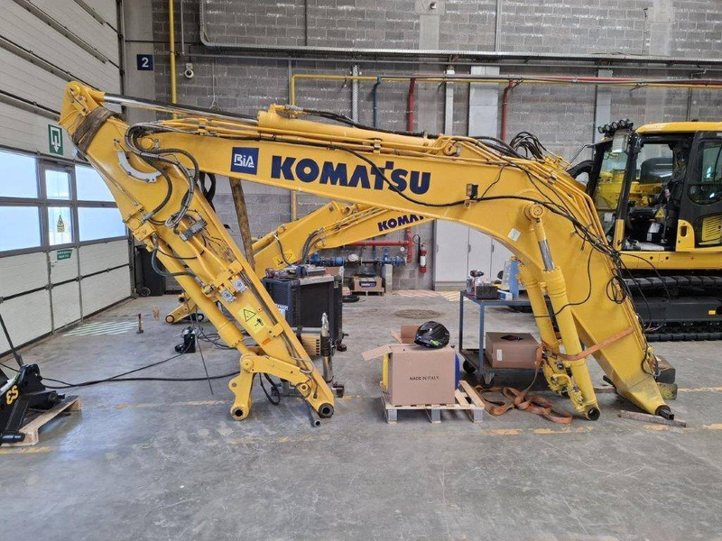 Komatsu PW148-10 PW148-8 PW140-7 Boom and Arm - Flèche pour Engins de chantier: photos 1 Komatsu PW148-10 PW148-8 PW140-7 Boom and Arm - Flèche pour Engins de chantier: photos 1