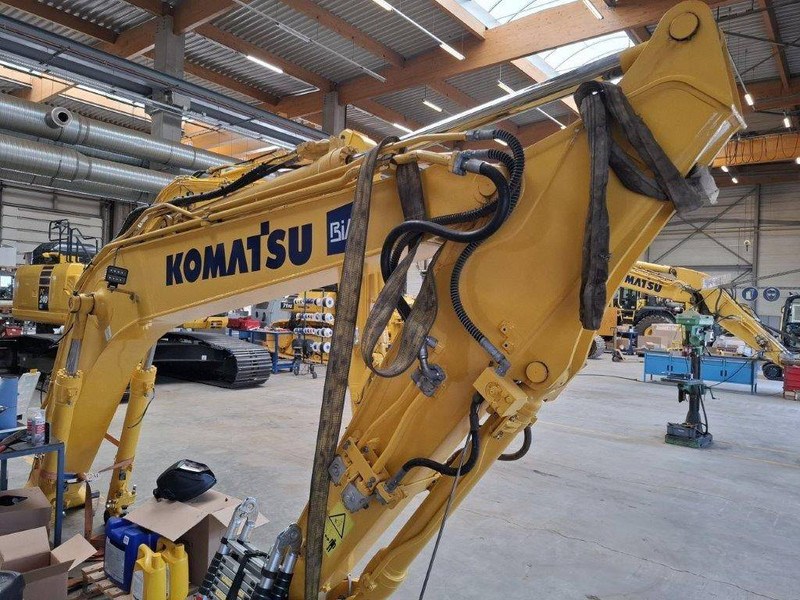 Komatsu PW148-10 PW148-8 PW140-7 Boom and Arm - Flèche pour Engins de chantier: photos 2 Komatsu PW148-10 PW148-8 PW140-7 Boom and Arm - Flèche pour Engins de chantier: photos 2