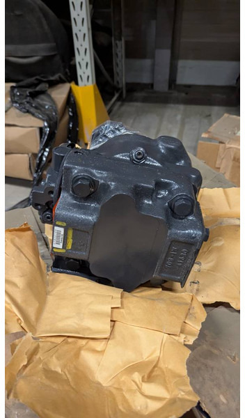 Komatsu WA380-6 or W430-6 hydraulic pump 708-1W-41570 - Hydraulique pour Engins de chantier: photos 3 Komatsu WA380-6 or W430-6 hydraulic pump 708-1W-41570 - Hydraulique pour Engins de chantier: photos 3