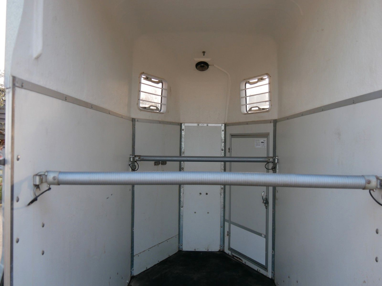 Böckmann Uno - Van chevaux: photos 5 Böckmann Uno - Van chevaux: photos 5