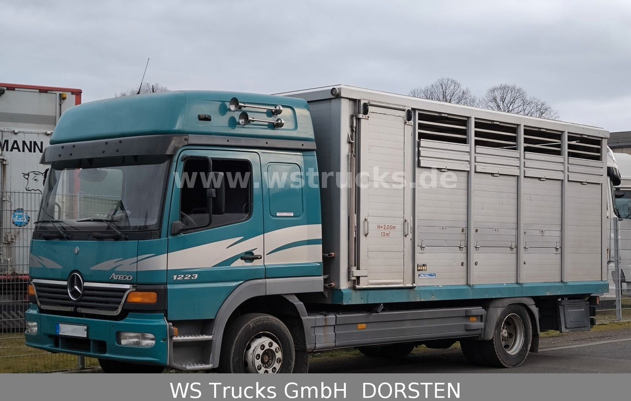 Mercedes-Benz Atego 1223 1 Stock Hohe Gitter Viehtransporter - Camion chevaux: photos 2 Mercedes-Benz Atego 1223 1 Stock Hohe Gitter Viehtransporter - Camion chevaux: photos 2