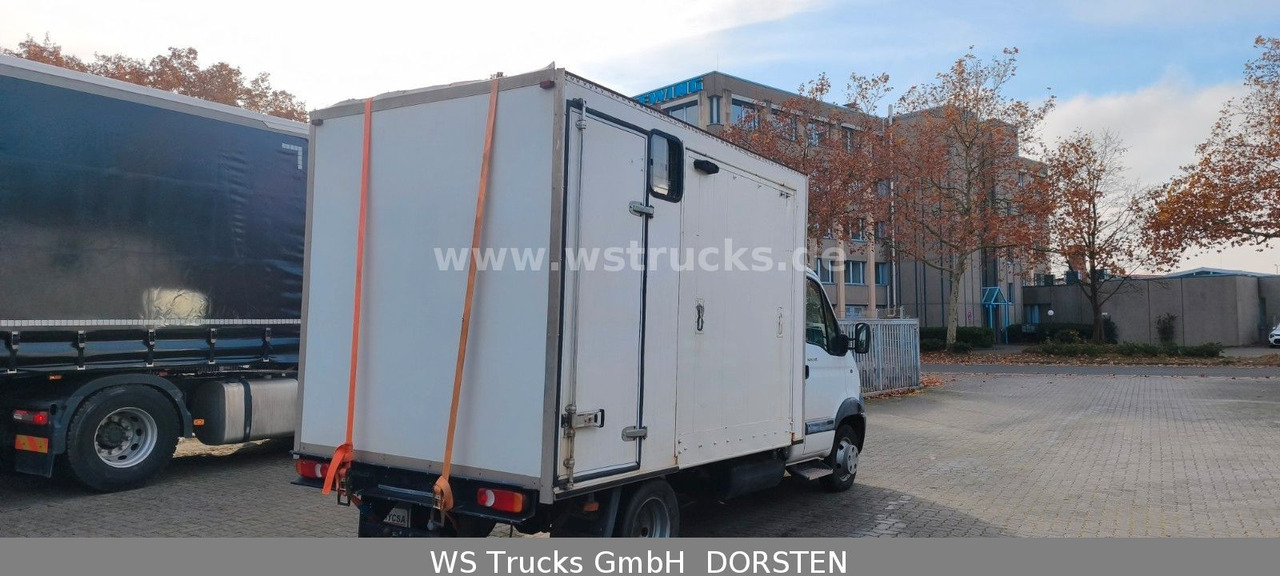 Renault Mascott Pferdeaufbau 2 Pferde - Camion bétaillère: photos 3 Renault Mascott Pferdeaufbau 2 Pferde - Camion bétaillère: photos 3