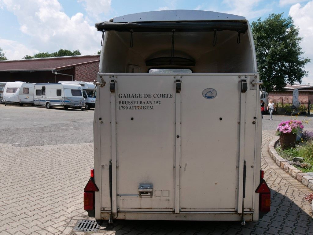 Westfalia Vollpoly 2 Pferde mit Sattelkammer - Van chevaux: photos 2 Westfalia Vollpoly 2 Pferde mit Sattelkammer - Van chevaux: photos 2